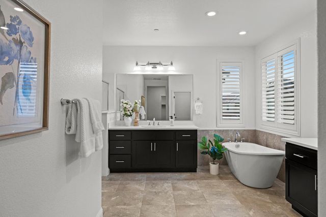 1240 Goldenrod Way, Rocklin, CA 95765