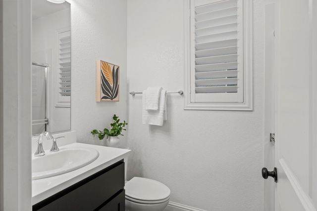 1240 Goldenrod Way, Rocklin, CA 95765