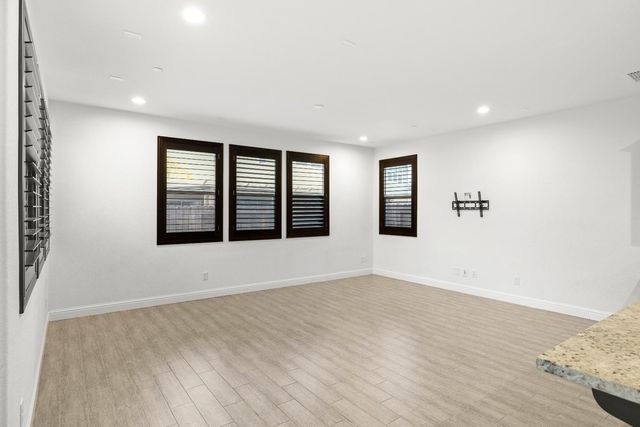 1240 Goldenrod Way, Rocklin, CA 95765