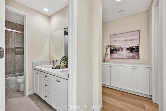 98 Pinnacle, Lake Forest (el Toro), CA 92630