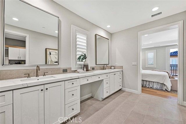 98 Pinnacle, Lake Forest (el Toro), CA 92630