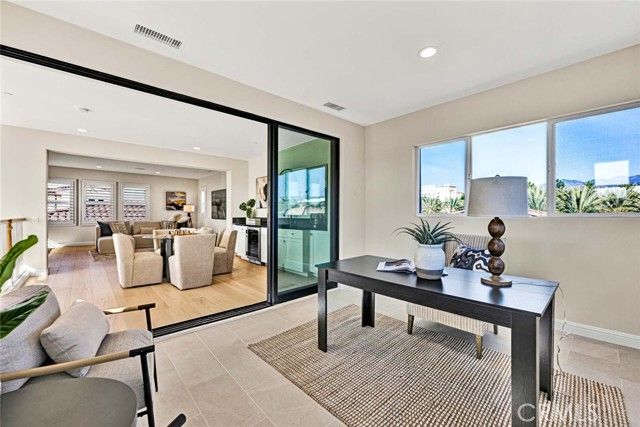 98 Pinnacle, Lake Forest (el Toro), CA 92630