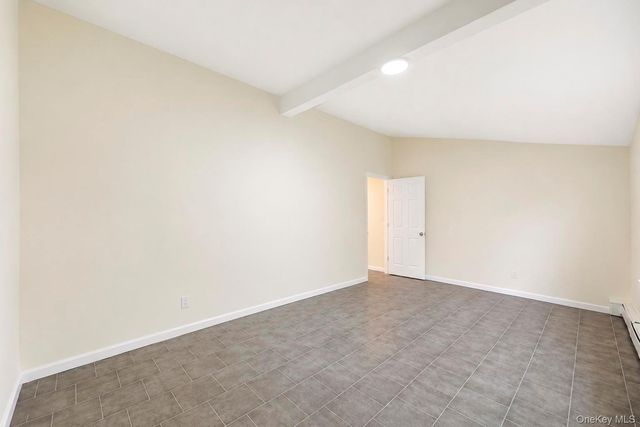 41 Madison Avenue, Amityville, NY 11701