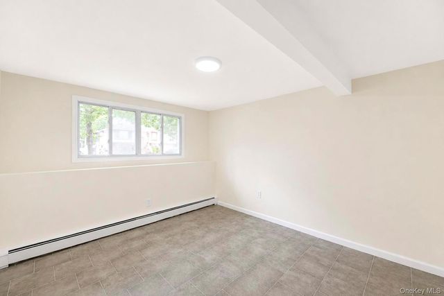 41 Madison Avenue, Amityville, NY 11701