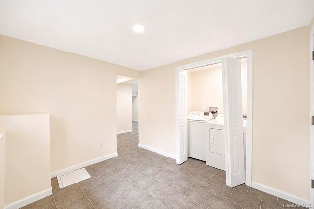 41 Madison Avenue, Amityville, NY 11701