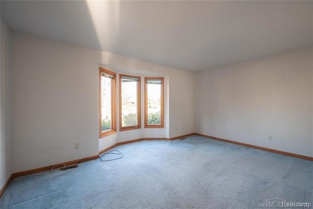 2358 Saffron Court, Troy, MI 48085