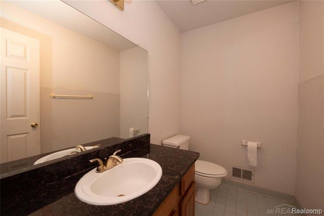 2358 Saffron Court, Troy, MI 48085