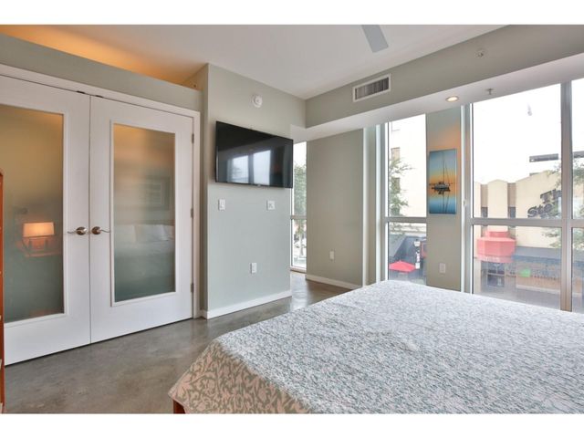 1350 MAIN STREET 204, Sarasota, FL 34236