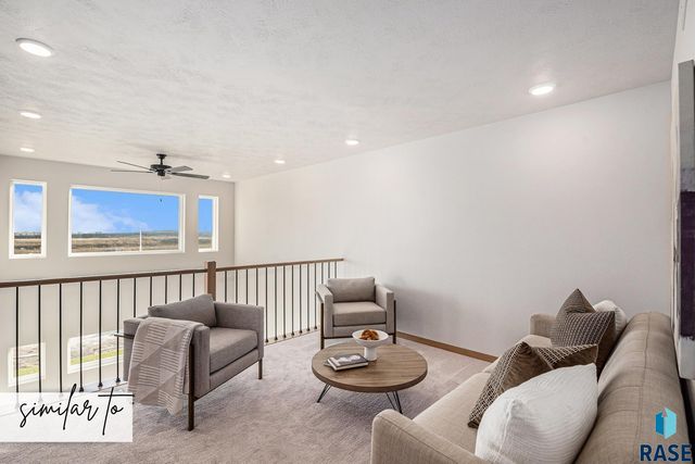 2406 E Jetty Pl Place, Sioux Falls, SD 57108