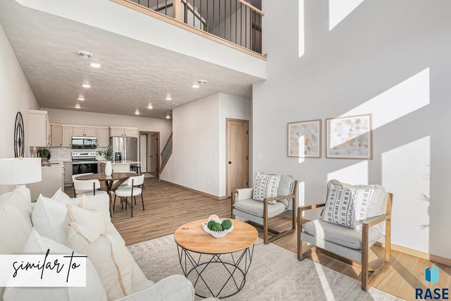 2406 E Jetty Pl Place, Sioux Falls, SD 57108