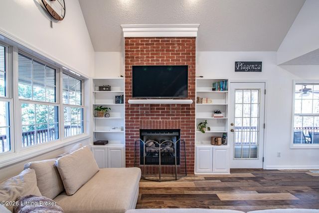 124 Mockingbird Rd, Brandenburg, KY 40108