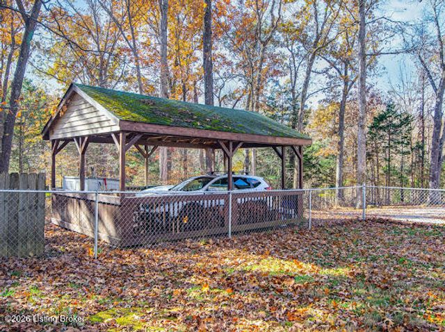 124 Mockingbird Rd, Brandenburg, KY 40108