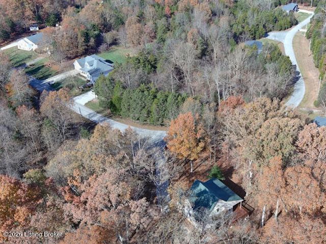 124 Mockingbird Rd, Brandenburg, KY 40108