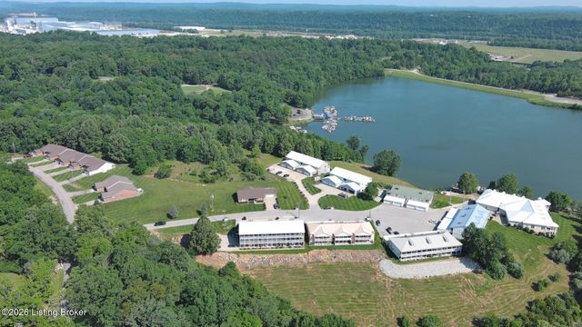 124 Mockingbird Rd, Brandenburg, KY 40108