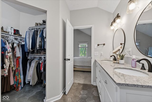 7684 Willow Ridge Road, Fishers, IN 46038