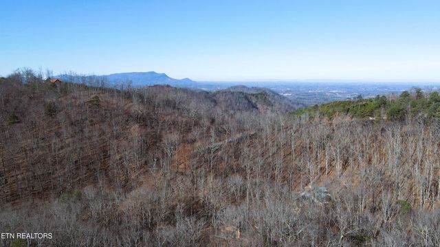 2140 Shields Terrace, Sevierville, TN 37876