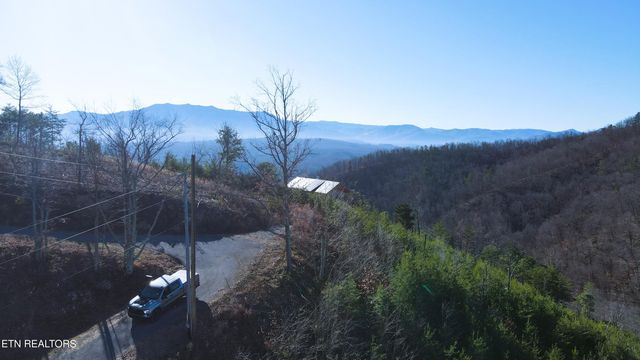 2140 Shields Terrace, Sevierville, TN 37876