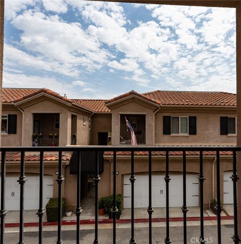 20402 Santa Ana Avenue 6, Newport Beach, CA 92660