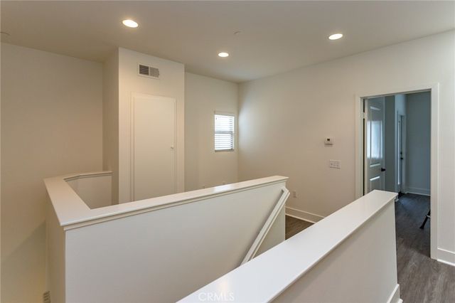20402 Santa Ana Avenue 6, Newport Beach, CA 92660