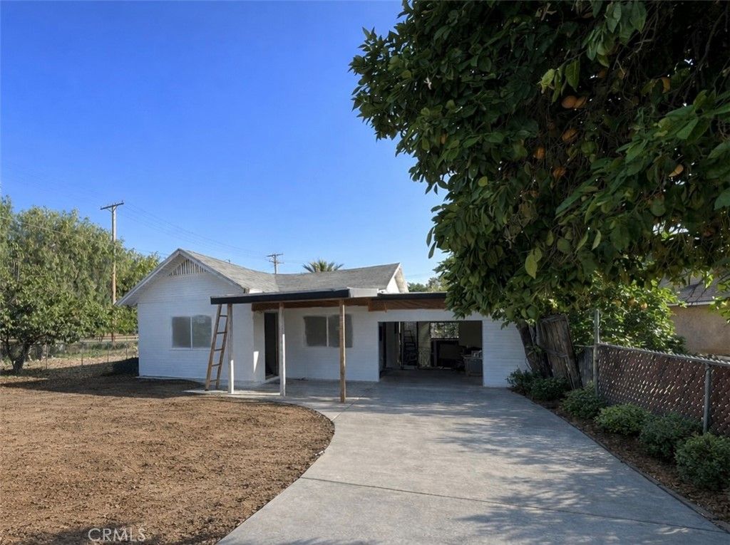 420 W K Street, Colton, CA 92324