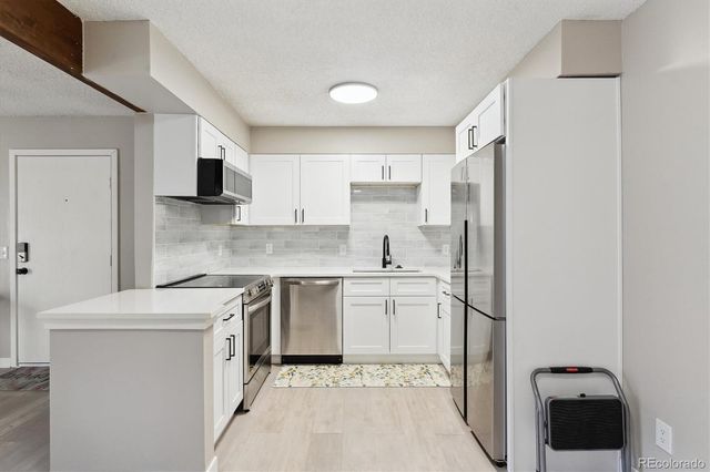 3335 S Ammons Street 103, Lakewood, CO 80227