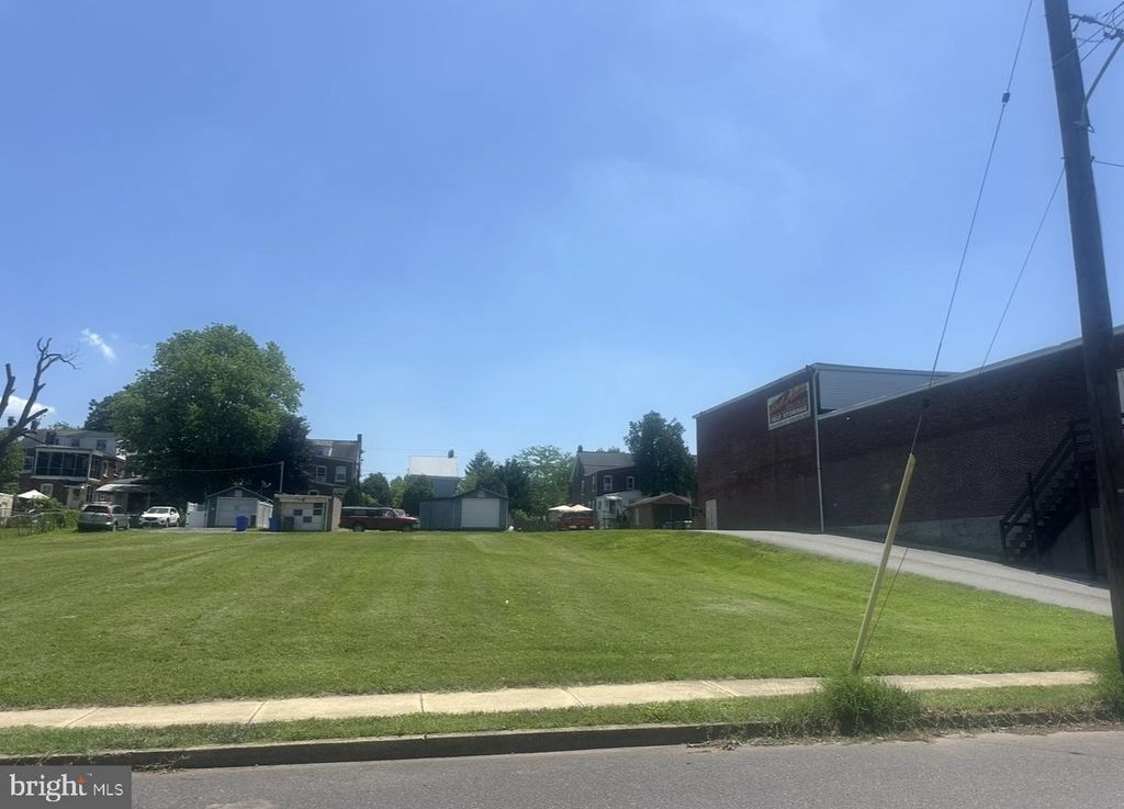 794 SPRUCE ST, Pottstown, PA 19464