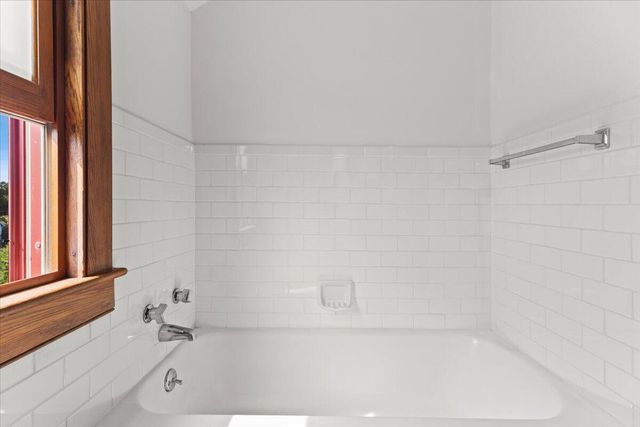 5 Park Road, Woods Hole, MA 02543