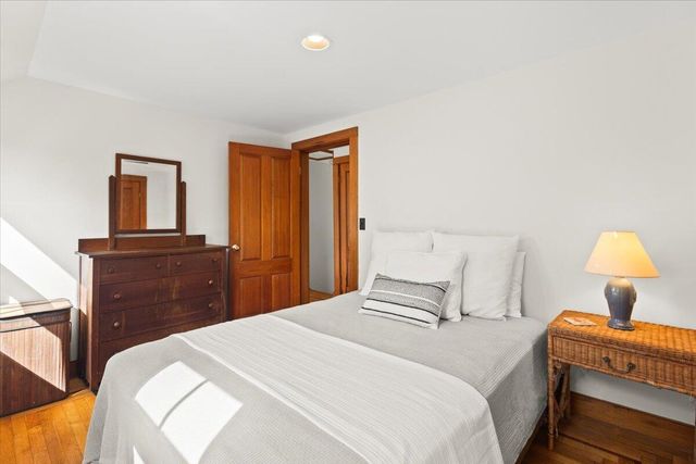 5 Park Road, Woods Hole, MA 02543