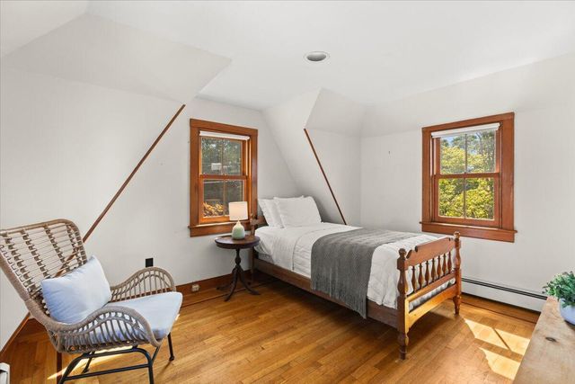 5 Park Road, Woods Hole, MA 02543