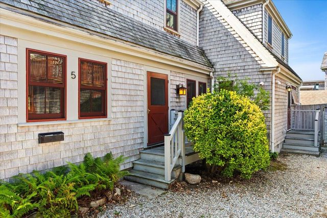 5 Park Road, Woods Hole, MA 02543
