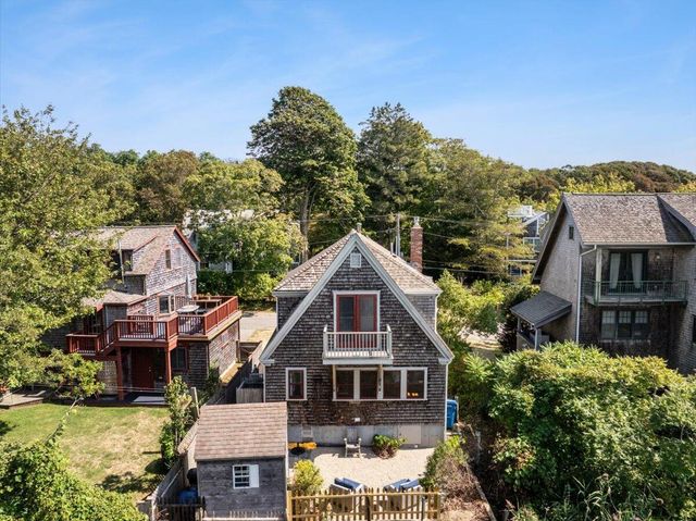5 Park Road, Woods Hole, MA 02543