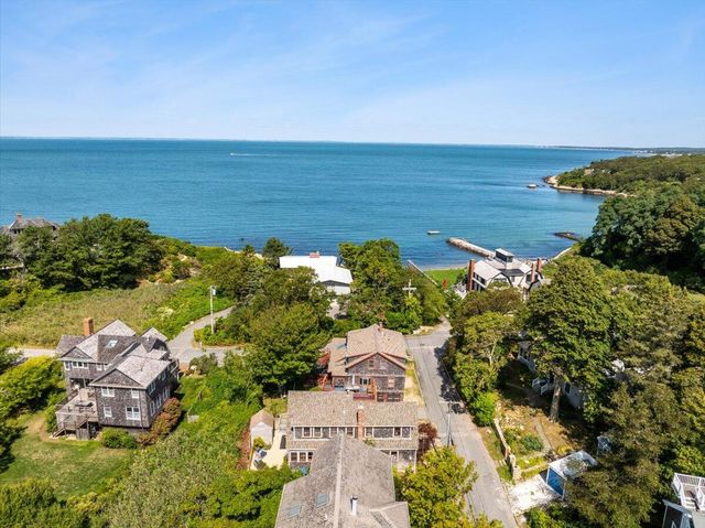 5 Park Road, Woods Hole, MA 02543