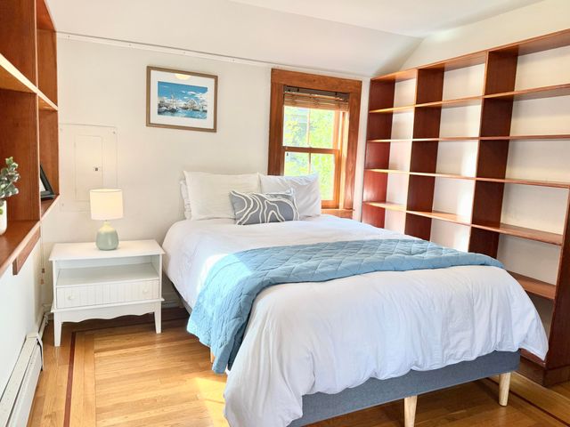 5 Park Road, Woods Hole, MA 02543