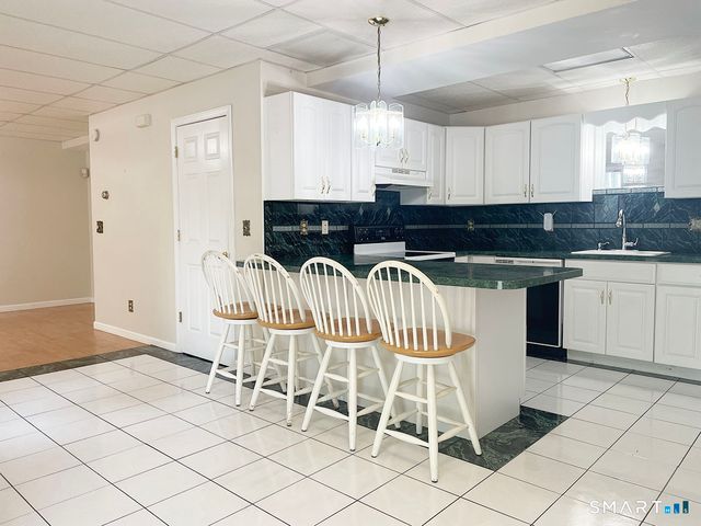 121 South Main Street, Plymouth, CT 06786