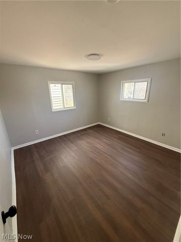 13613 Beachwood Avenue, Cleveland, OH 44105