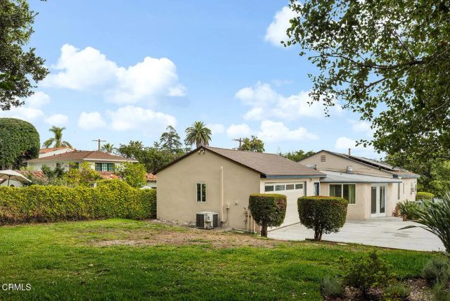 617 W Grandview Avenue, Sierra Madre, CA 91024
