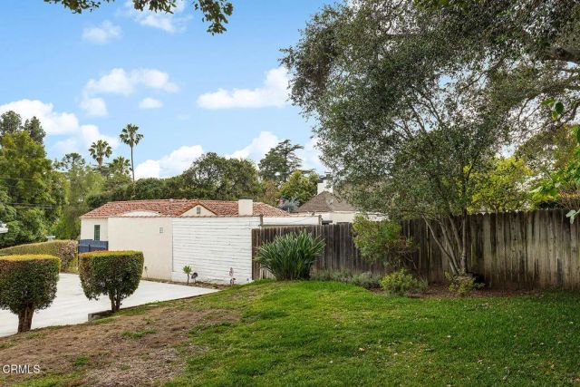 617 W Grandview Avenue, Sierra Madre, CA 91024