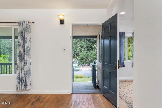 617 W Grandview Avenue, Sierra Madre, CA 91024