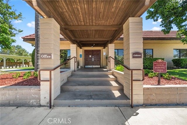 913 S Grand Avenue 41, San Jacinto, CA 92582