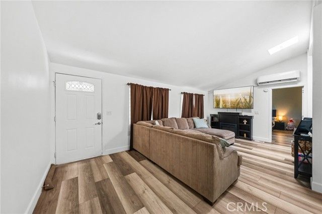 913 S Grand Avenue 41, San Jacinto, CA 92582