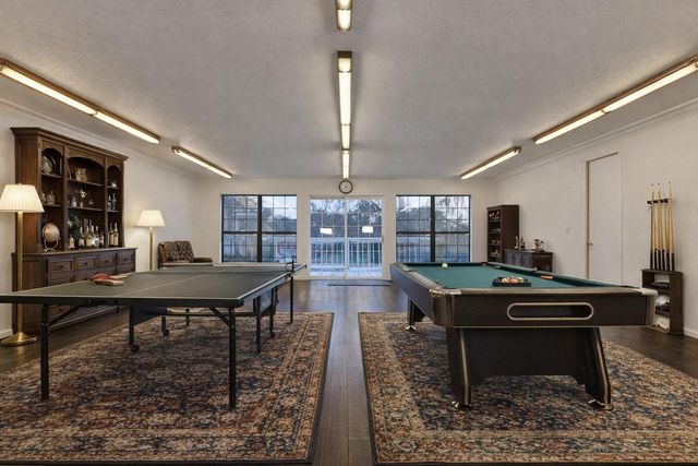 248 Wentworth Drive, West Columbia, TX 77486