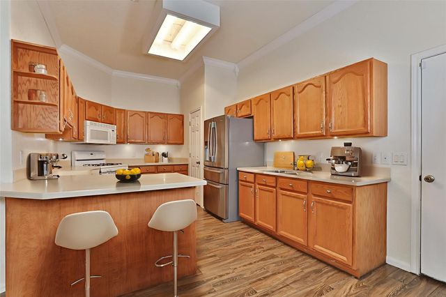 248 Wentworth Drive, West Columbia, TX 77486