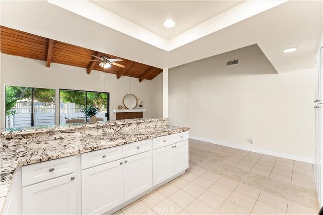 2602 N Tustin Avenue D, Santa Ana, CA 92705