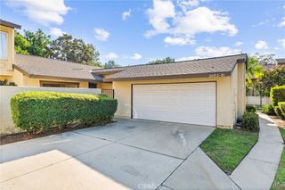 2602 N Tustin Avenue D, Santa Ana, CA 92705