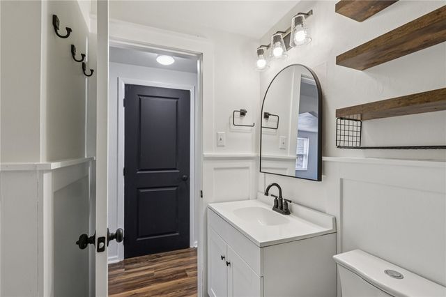 222 Elfinwild Lane, Shaler, PA 15116