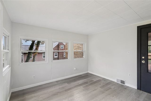 222 Elfinwild Lane, Shaler, PA 15116