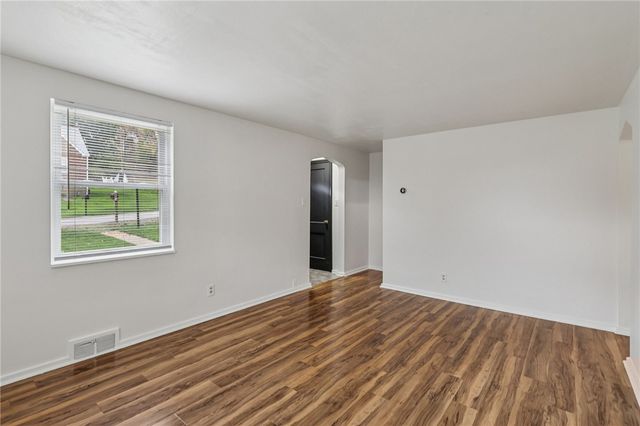 222 Elfinwild Lane, Shaler, PA 15116