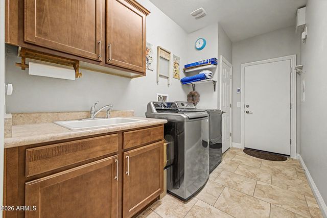 5640 W VICTORY Way, Florence, AZ 85132