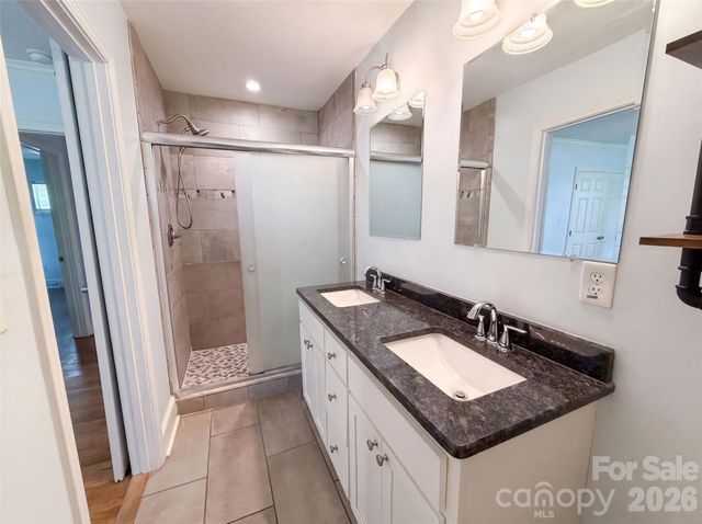 1605 Auten Road, Gastonia, NC 28054