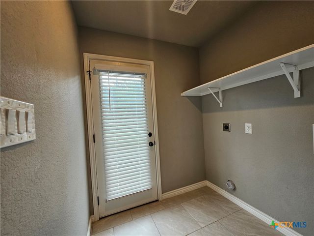 612 Canyon Springs, Canyon Lake, TX 78133